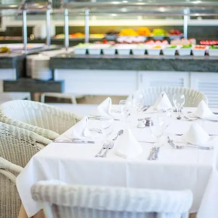 Grupotel Club Menorca 3* ソン・ショリゲル