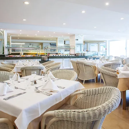 アパートホテル Grupotel Club Menorca 3*