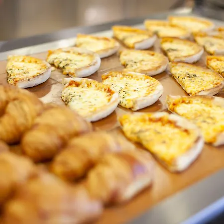 アパートホテル Grupotel Club Menorca 3*