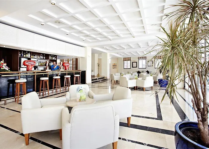 Grupotel Club Menorca Hotel apartamentowy 3*