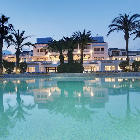 Grupotel Club Menorca מלון דירות