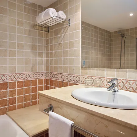 Apart-hotel Grupotel Club Menorca Son Xoriguer