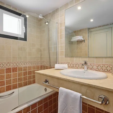 Apart-hotel Grupotel Club Menorca Son Xoriguer