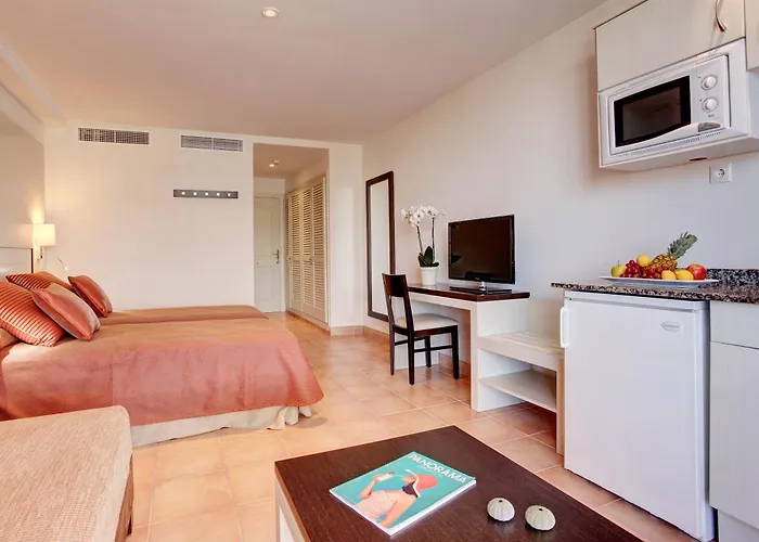 Grupotel Club Menorca 3*