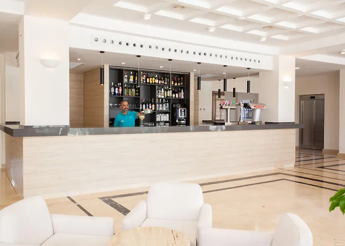 Grupotel Club Menorca 3*