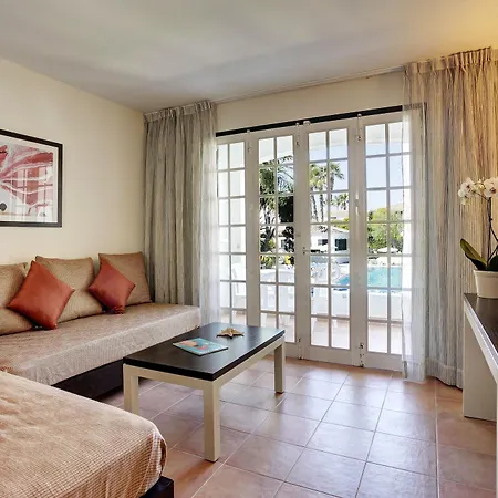Grupotel Club Menorca מלון דירות 3*