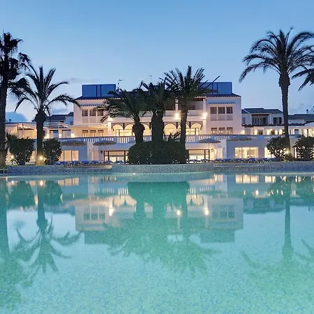 Grupotel Club Menorca Aparthotel Son Xoriguer