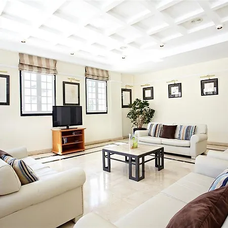 Grupotel Club Menorca מלון דירות 3*